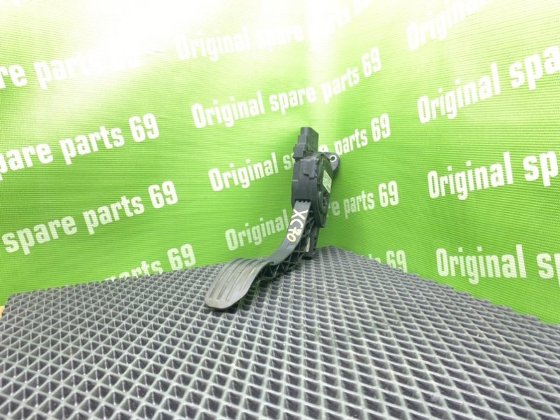 Педаль газа, 1600 рублей, Тверь