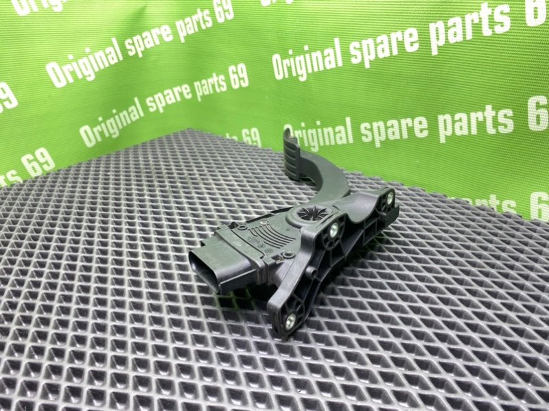 Педаль газа, 1600 рублей, Тверь