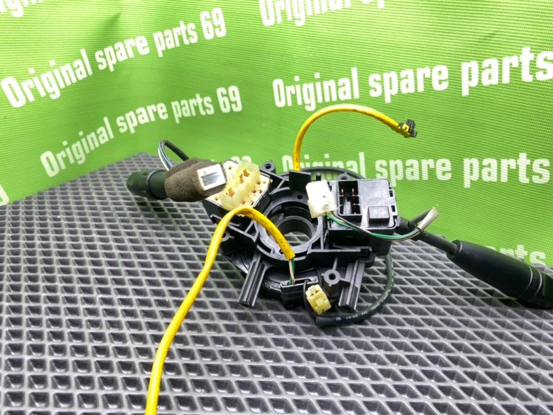 Гитара, 2000 рублей, Тверь