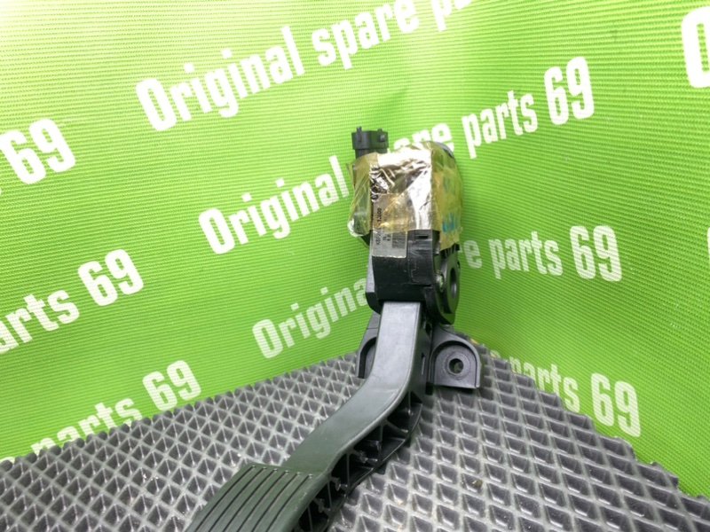 Педаль газа, 1200 рублей, Тверь