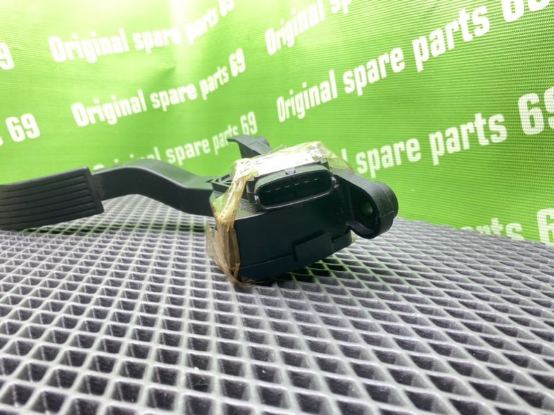 Педаль газа, 1200 рублей, Тверь