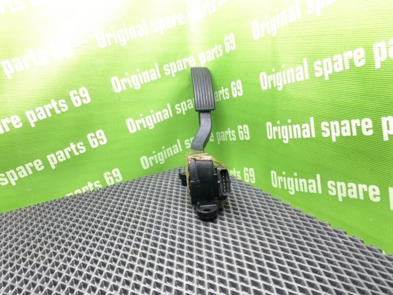 Педаль газа, 1200 рублей, Тверь