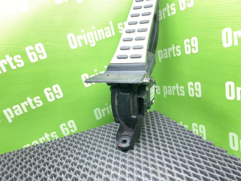 Педаль газа, 1600 рублей, Тверь