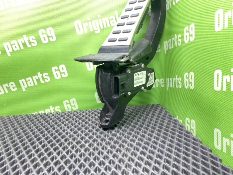 Педаль газа, 1600 рублей, Тверь