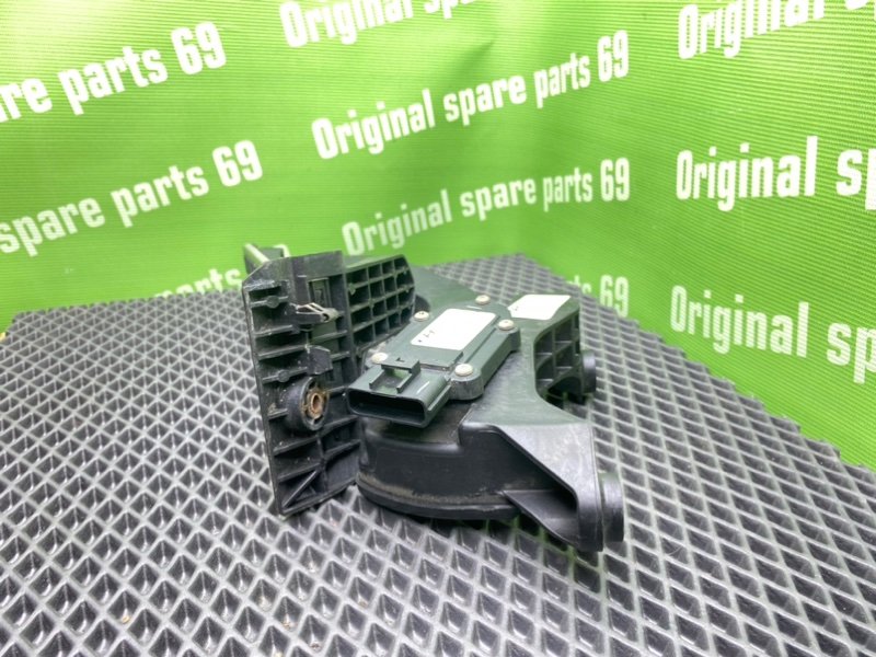 Педаль газа, 1600 рублей, Тверь