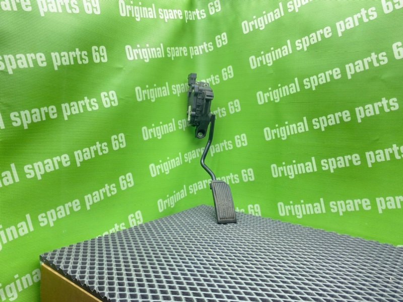 Педаль газа, 1300 рублей, Тверь