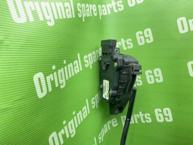 Педаль газа, 1300 рублей, Тверь