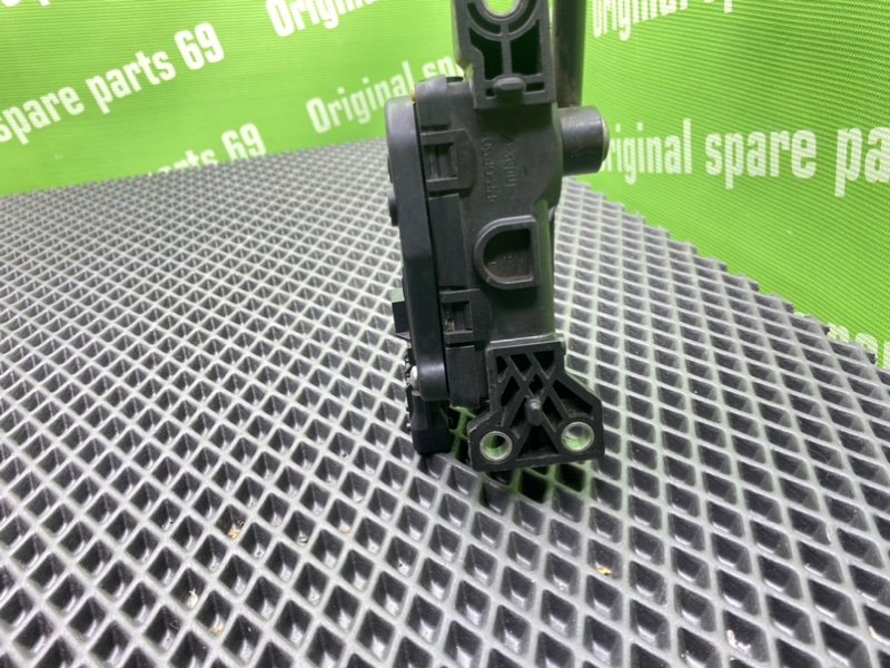 Педаль газа, 1300 рублей, Тверь