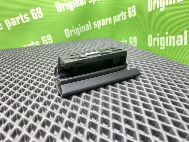 Направляющая шторки багажника, 1300 рублей, Тверь