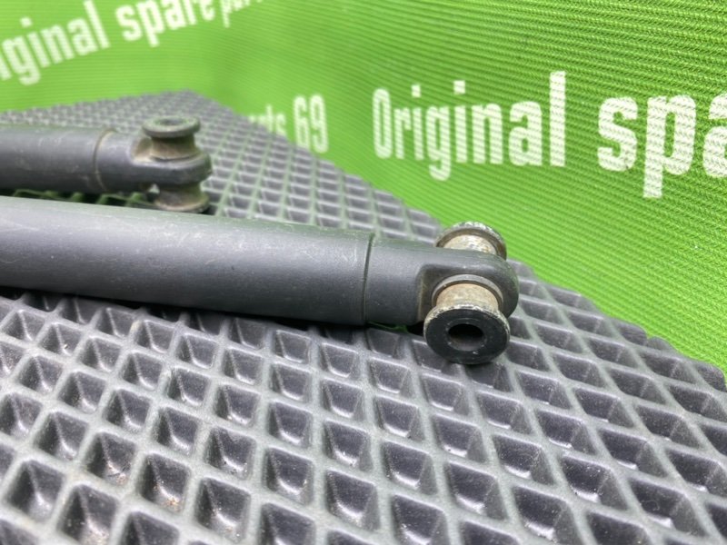 Амортизаторы багажника, 1000 рублей, Тверь