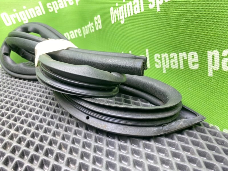 Уплотнитель двери, 1300 рублей, Тверь