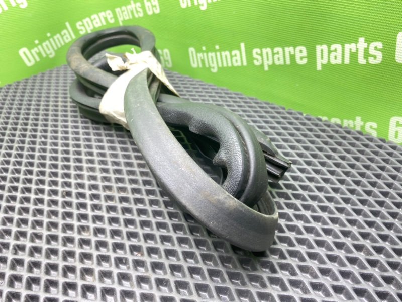 Уплотнитель двери, 1300 рублей, Тверь