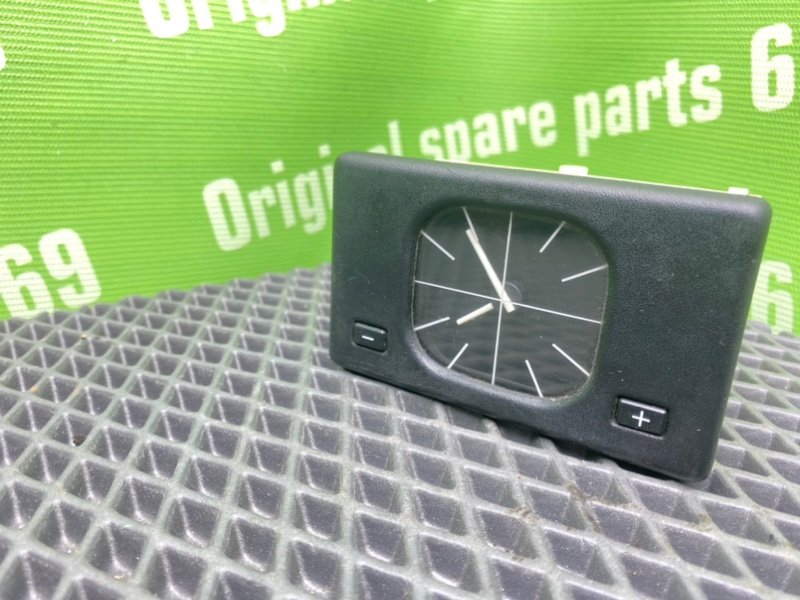 Часы, 1000 рублей, Тверь