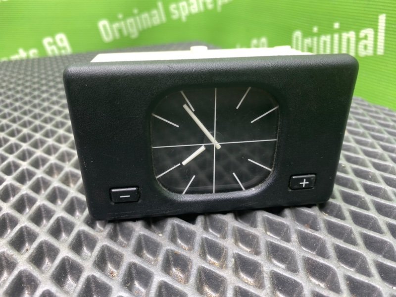 Часы, 1000 рублей, Тверь