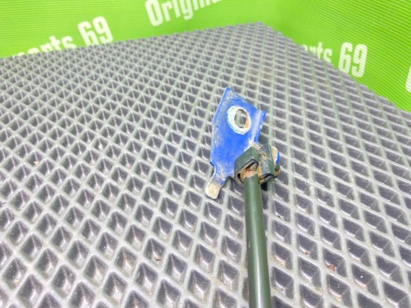 Упор капота, 800 рублей, Тверь