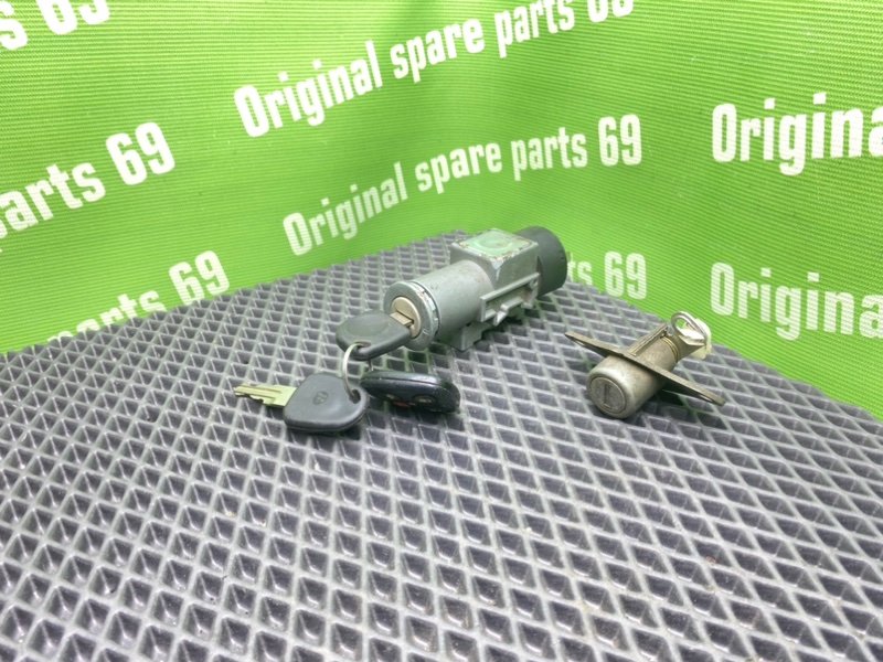 Комплект замков, 3600 рублей, Тверь