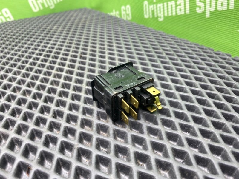 Кнопка, 400 рублей, Тверь