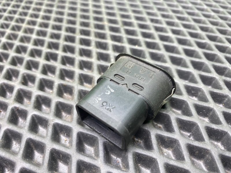 Кнопка эсп, 400 рублей, Тверь