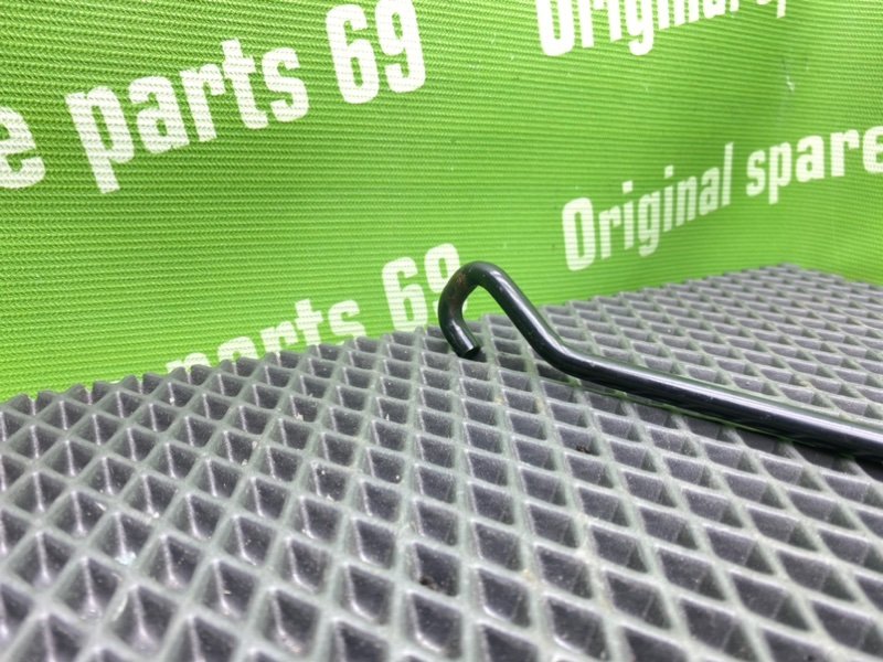 Упор капота, 400 рублей, Тверь