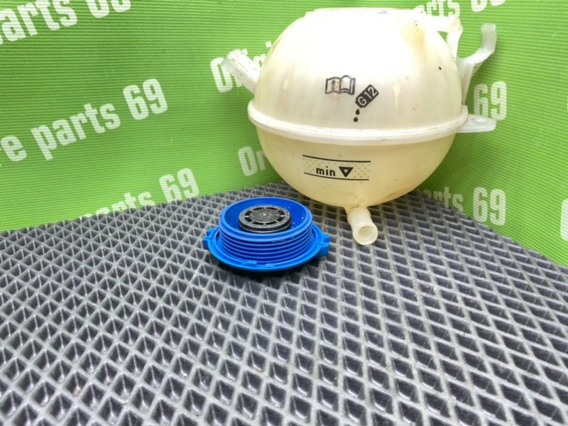 Бачок ож, 1000 рублей, Тверь