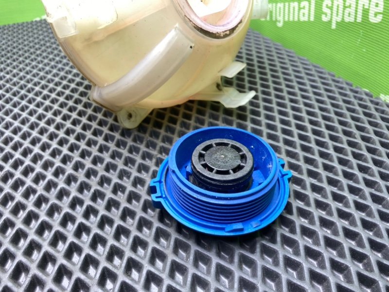 Бачок ож, 1000 рублей, Тверь