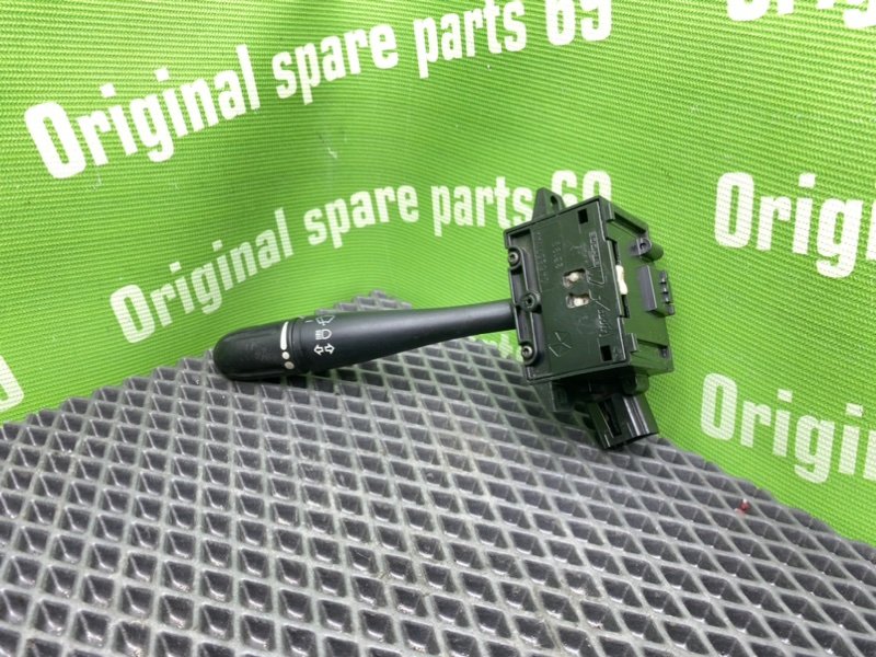 Подрулевой переключатель дворников, 2000 рублей, Тверь