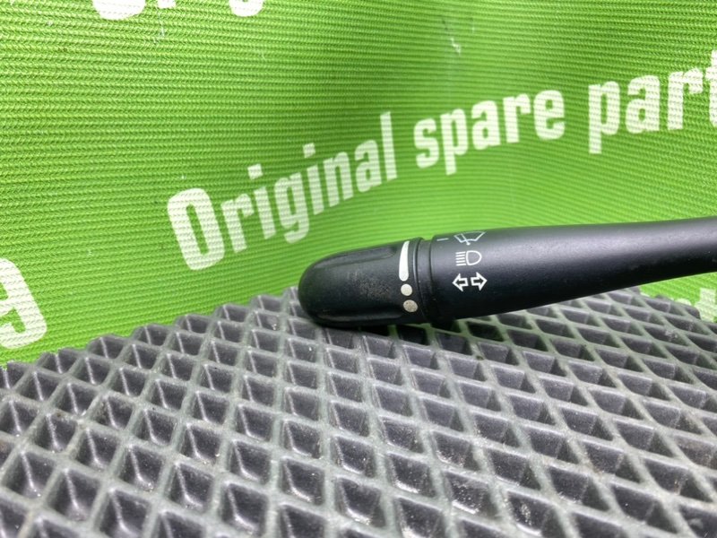 Подрулевой переключатель дворников, 2000 рублей, Тверь