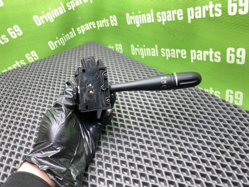 Подрулевой переключатель дворников, 2000 рублей, Тверь