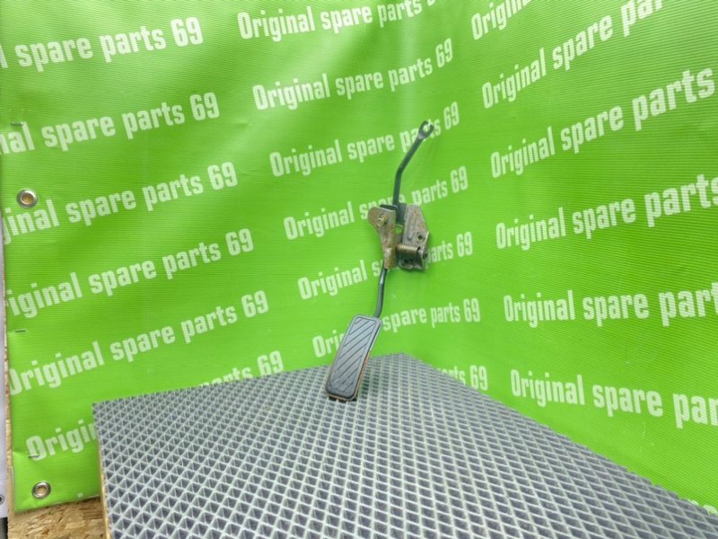 Педаль газа, 500 рублей, Тверь