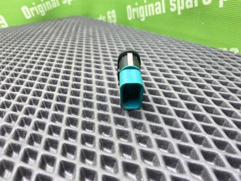 Кнопка центрального замка, 500 рублей, Тверь