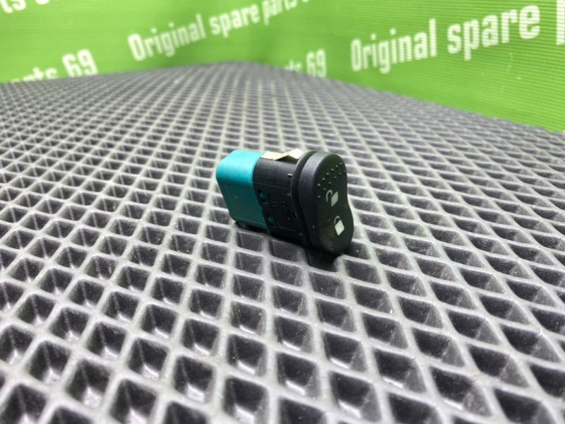 Кнопка центрального замка, 500 рублей, Тверь