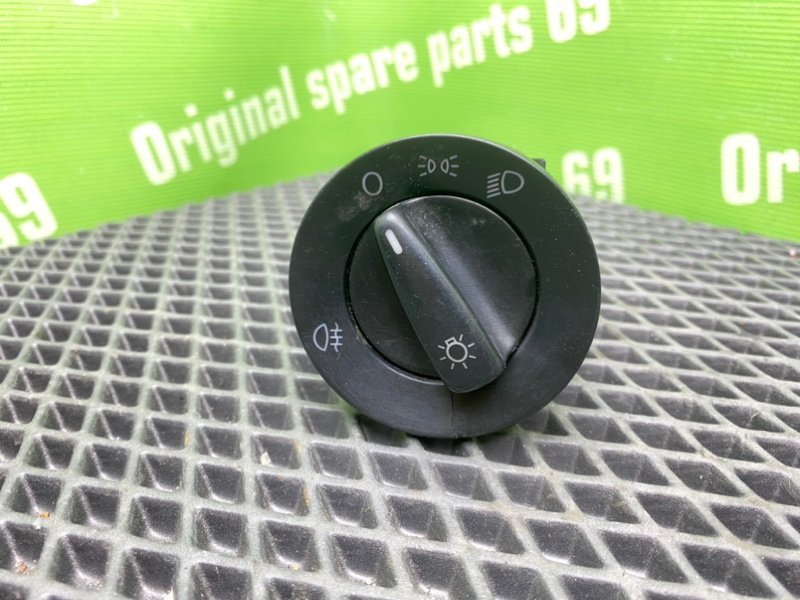 Тумблер света, 2000 рублей, Тверь