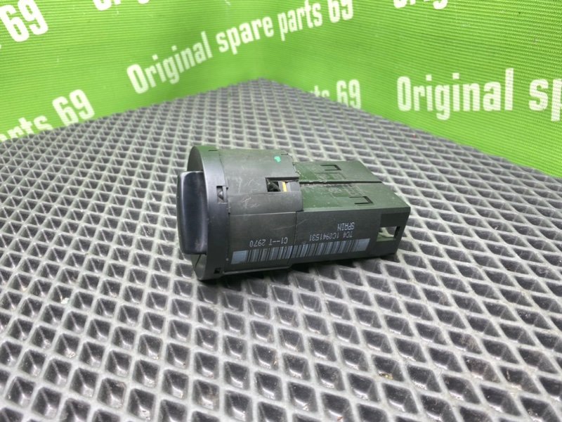 Тумблер света, 2000 рублей, Тверь