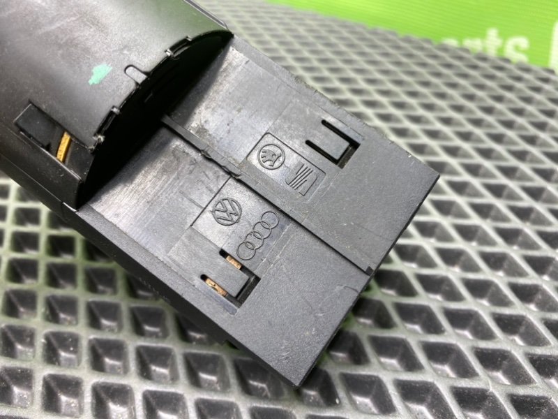 Тумблер света, 2000 рублей, Тверь