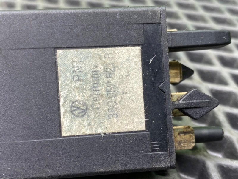 Кнопка обогрева заднего стекла, 800 рублей, Тверь