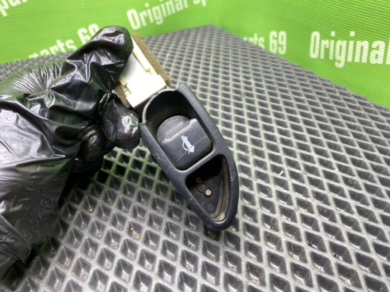 Кнопка, 500 рублей, Тверь