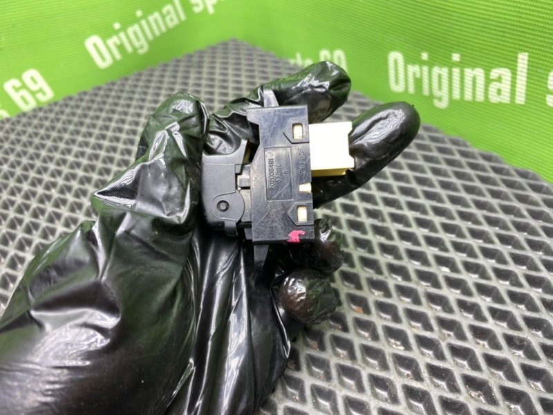 Кнопка эсп, 500 рублей, Тверь