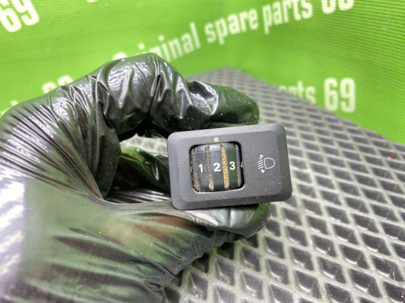 Кнопка, 500 рублей, Тверь