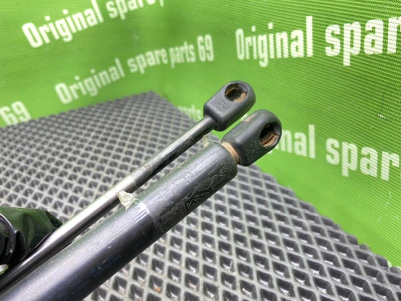 Амортизаторы багажника, 900 рублей, Тверь