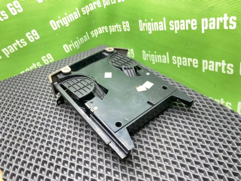 Подстаканник, 2000 рублей, Тверь