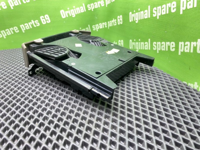 Подстаканник, 2000 рублей, Тверь