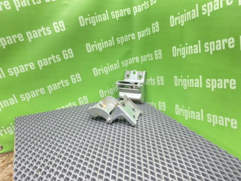 Петли багажника, 1000 рублей, Тверь