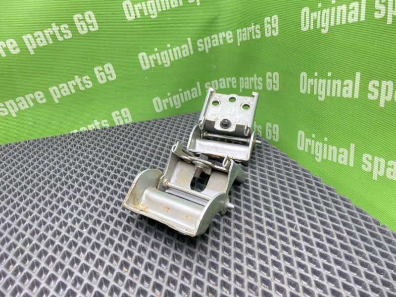 Петли багажника, 1000 рублей, Тверь