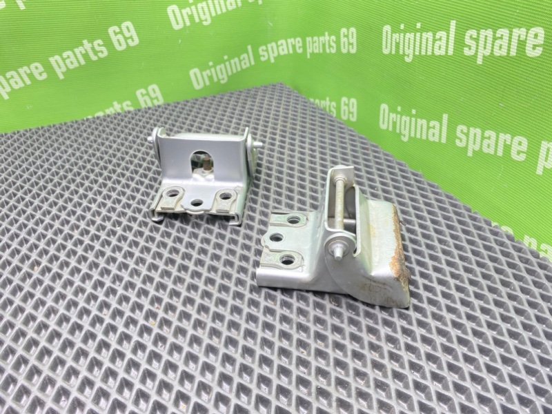 Петли багажника, 1000 рублей, Тверь