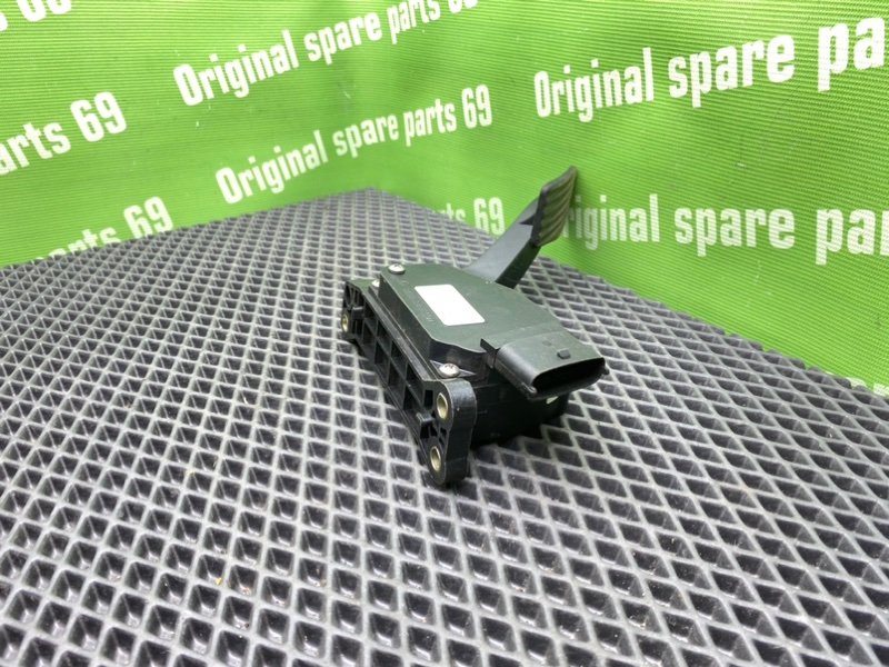 Педаль газа, 1200 рублей, Тверь