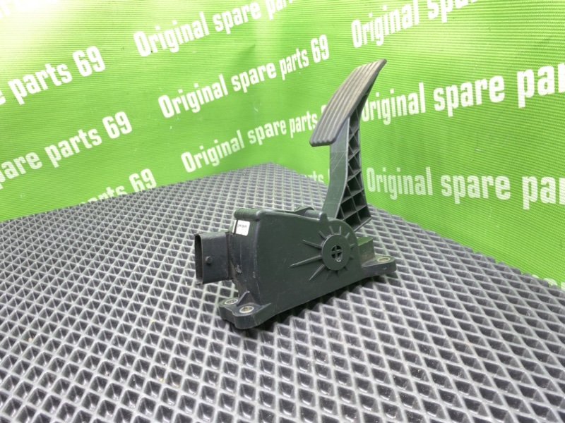 Педаль газа, 1200 рублей, Тверь