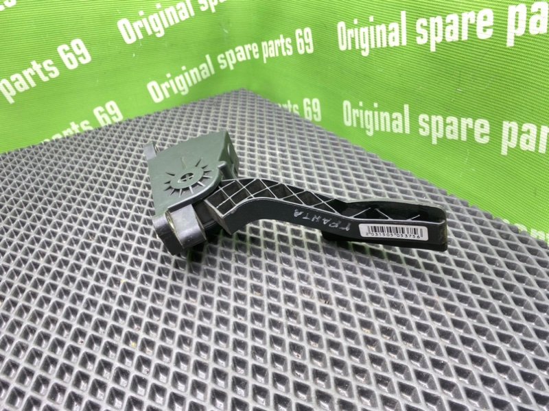 Педаль газа, 1200 рублей, Тверь