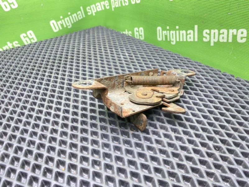 Замок капота, 500 рублей, Тверь