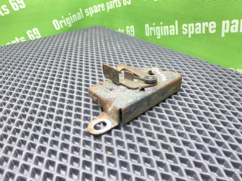 Замок капота, 500 рублей, Тверь