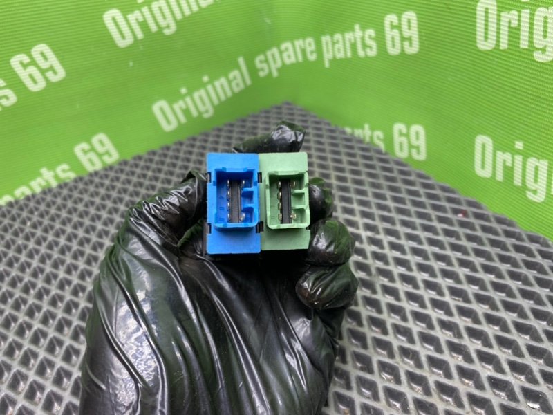 Кнопки, 600 рублей, Тверь